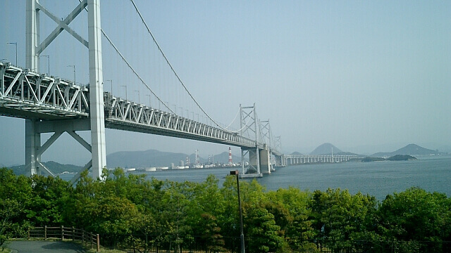 四国まで続く瀬戸大橋