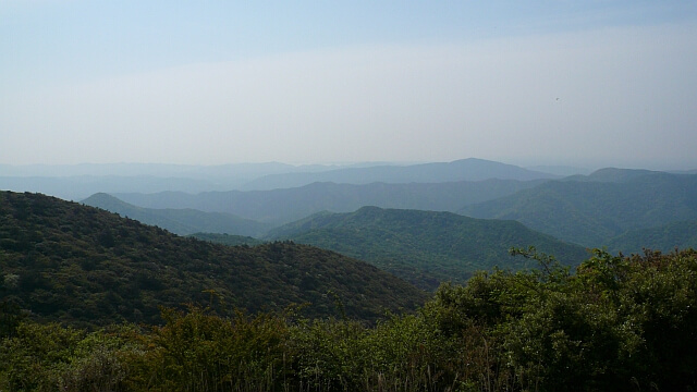 朝熊ヶ岳に連なる山々の景色もいい