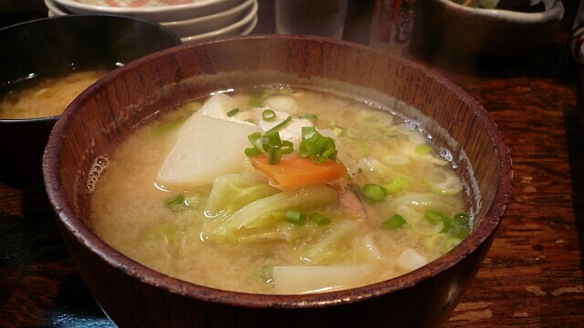 くろば亭で食べたあら汁