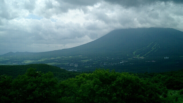 アスピーテラインから一望する岩手山